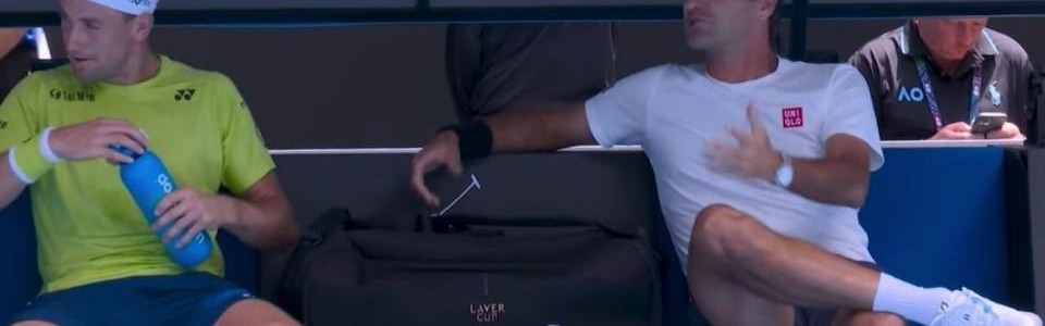 kaiyun 官网-单反依旧犀利！费德勒6年后重返澳网，训练赛轻取三届大满贯亚军